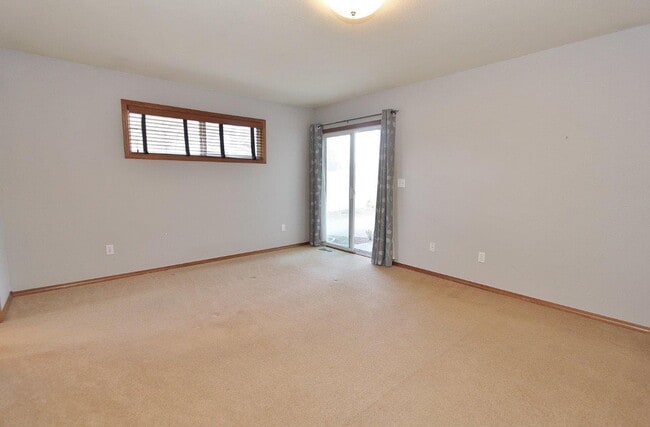 Building Photo - Single-Level Townhome Nestled in SE Boise