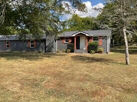 Building Photo - 300 Kirk Ln