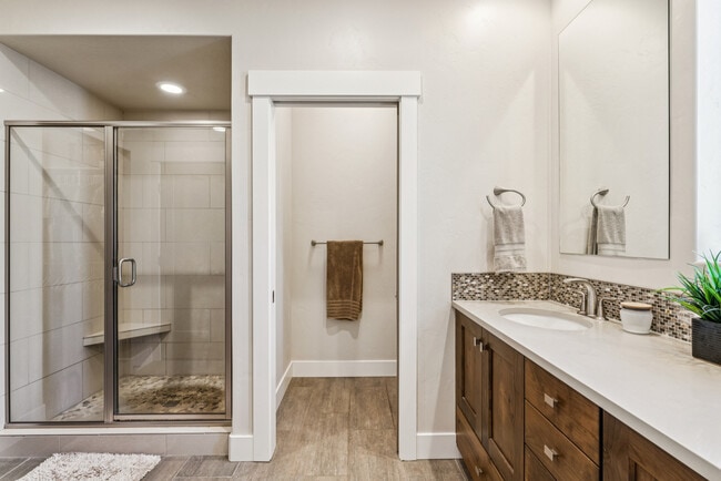 Building Photo - 3369 E Exacta Ln