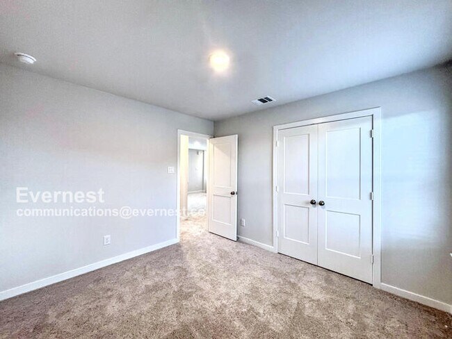 Building Photo - 32506 Timber Point Dr