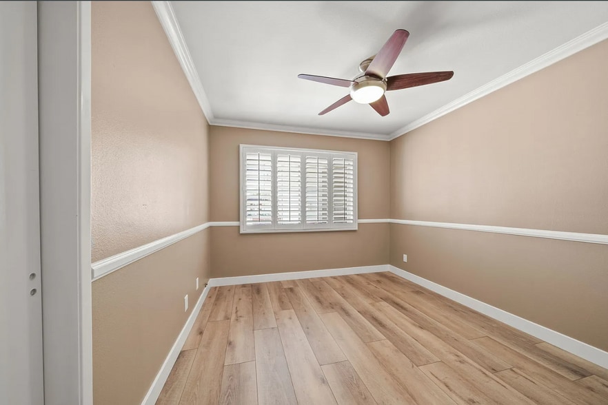 Secondary Room - 5441 Richmond Ave