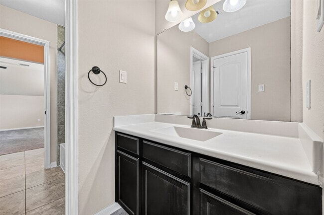 Building Photo - 2931 Oakdale Landing Ct