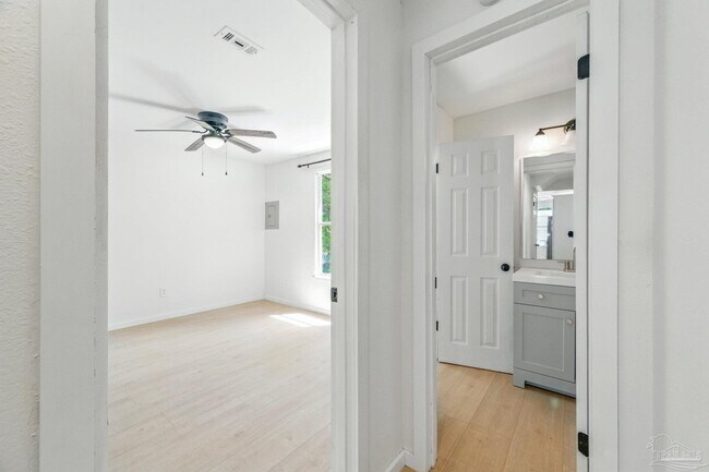 Building Photo - 61 E Ensley St