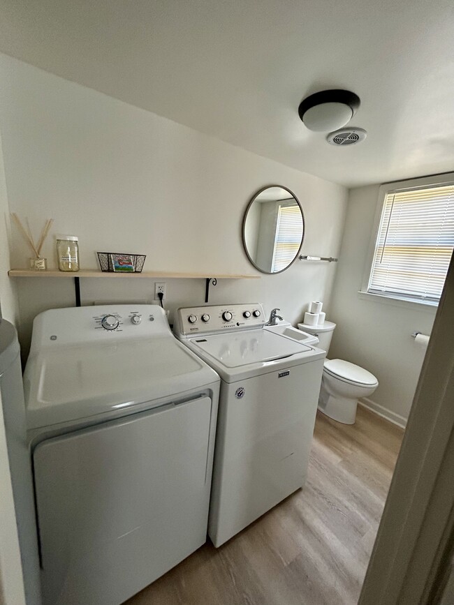 Laundry area and 1/2 bath off of Kitchen - 4589 Ayers Rd