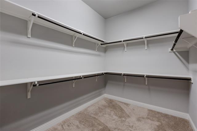 Building Photo - 829 Parkside Dr