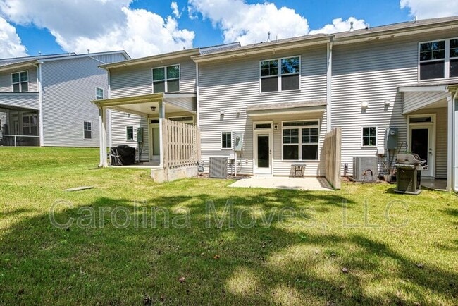 Building Photo - 26 Jaycee Ct