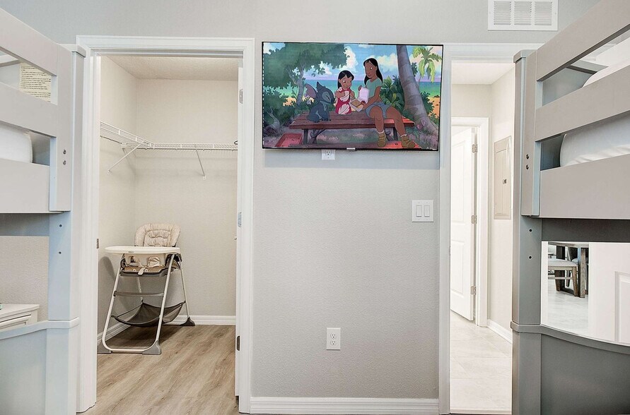 Building Photo - 4731 Clock Tower Dr