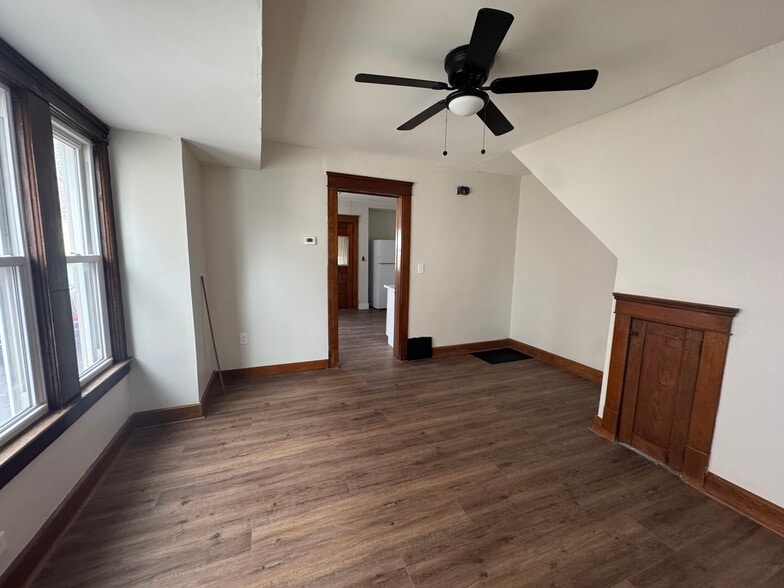 Building Photo - 35 Ellenwood Ave