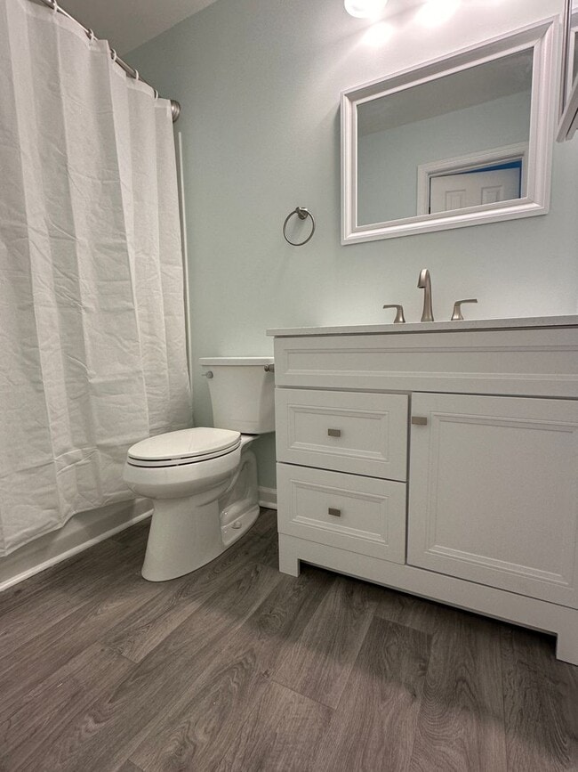 Building Photo - GREEN RUN