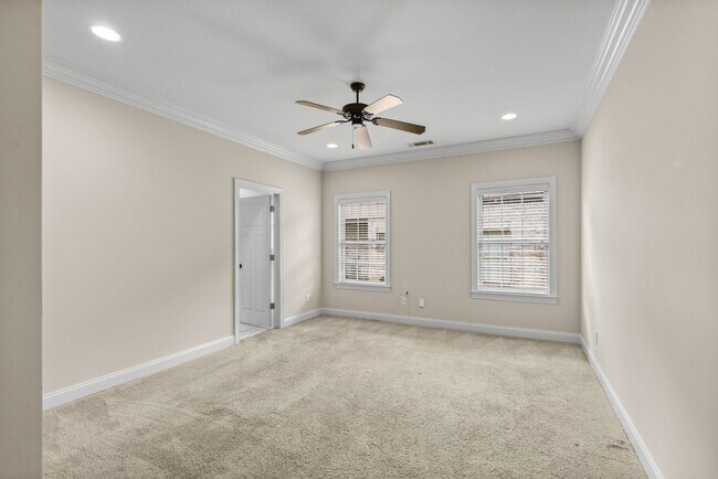 Building Photo - 948 Starr Ct
