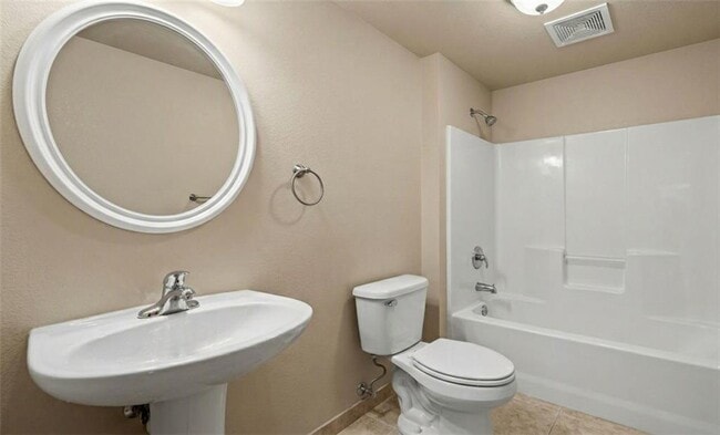 Building Photo - 29 Privet Cir