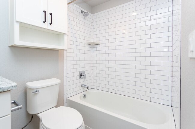 Building Photo - Spacious 5-Bedroom Home with Finished Base...