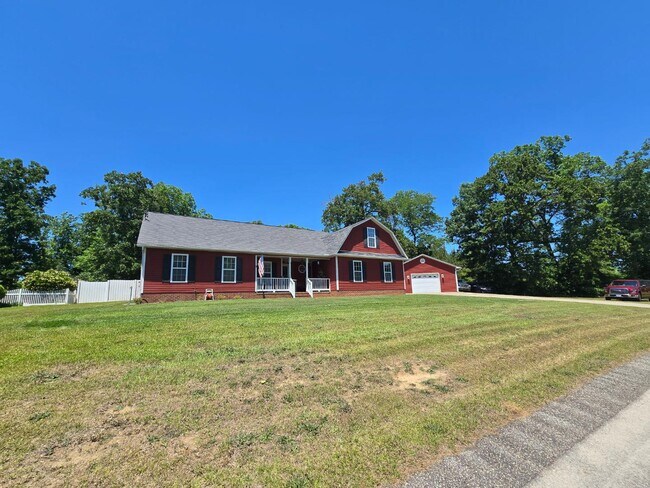 Building Photo - 441 Corsegan Rd