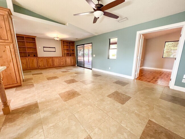 Building Photo - HOUSE - CLARKDALE