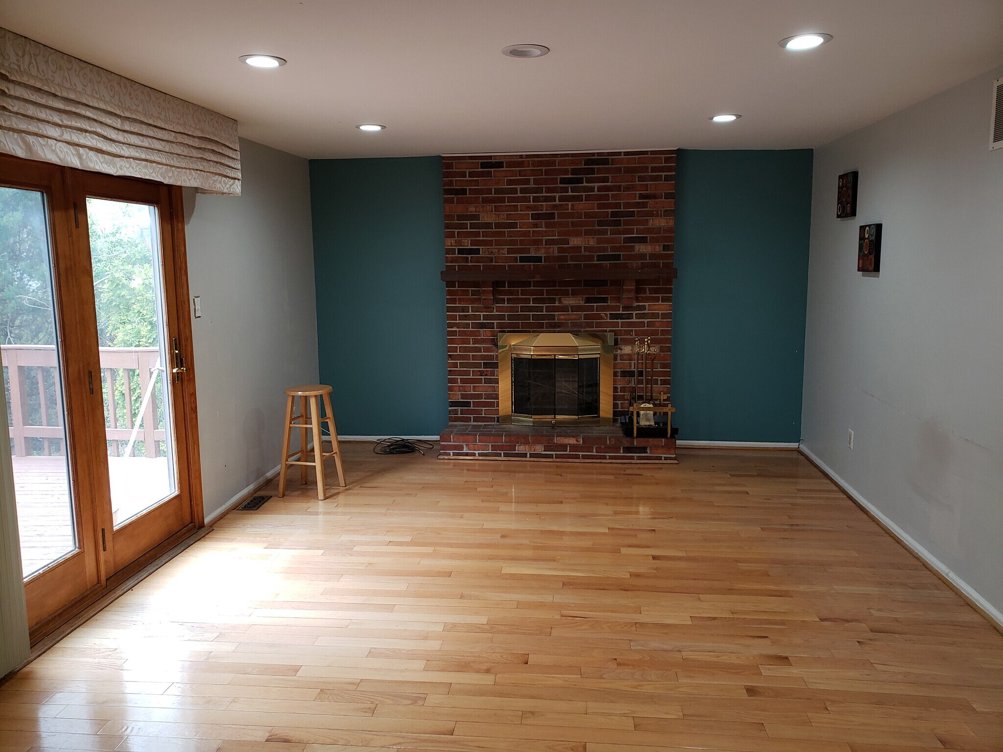 Family Room leading to Deck - 103 Abbey Rd