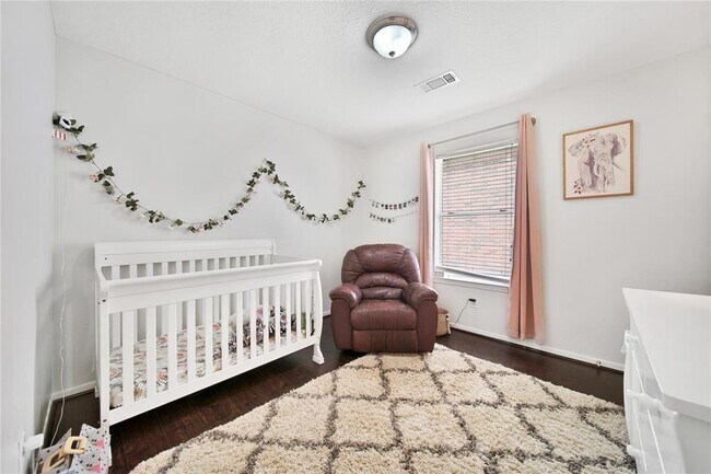 Building Photo - 21403 Hadrian Dr