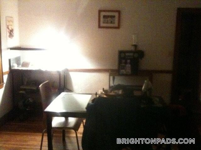 Building Photo - 22 Radnor Rd