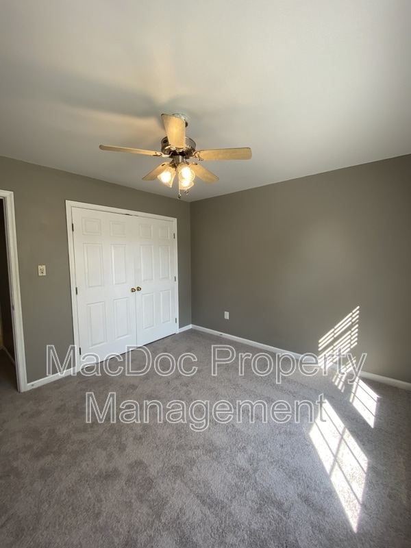 Building Photo - 5619 Joshua Tree Cir