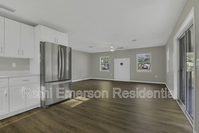 Building Photo - 14025 Southeast 54th Ct.