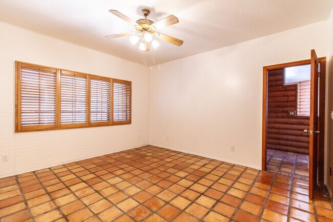 Building Photo - Fountain Hills 3 bedroom condo with Amazing Views of Four Peaks & Fountain