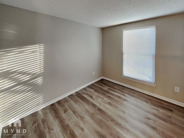 Building Photo - 2932 Rural Hill Ct