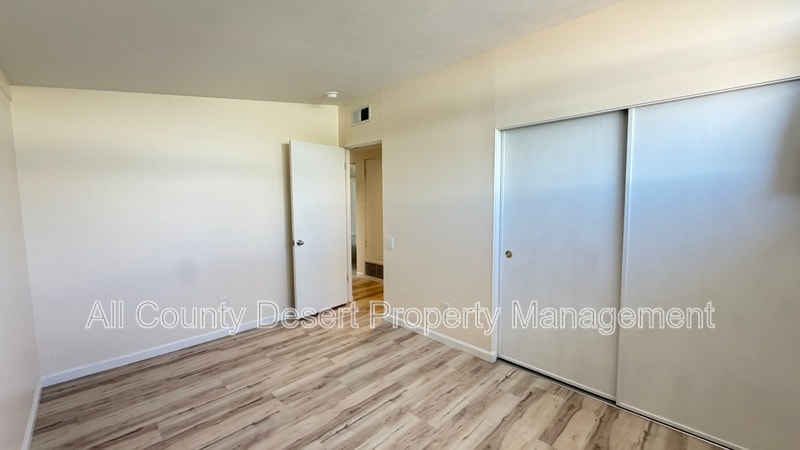 Building Photo - 74069 Velardo Dr