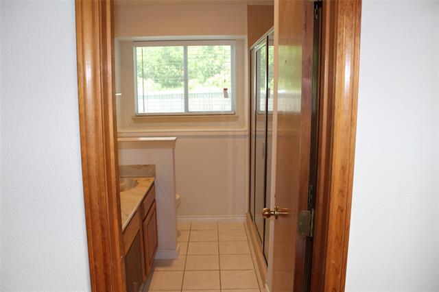 Building Photo - 3805 Silver Maple Dr