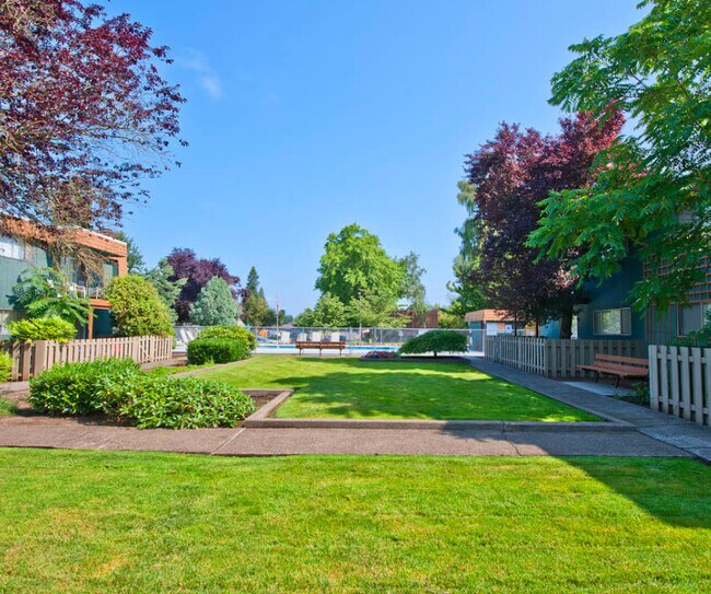 Building Photo - Menlo Manor Apartments