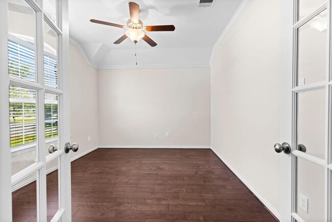 Building Photo - 15619 Windsor Bluff Dr