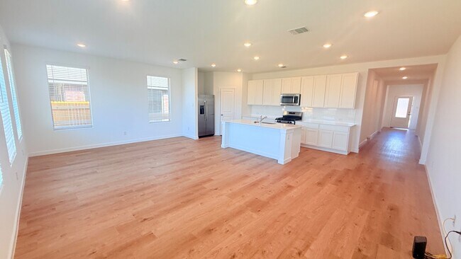 Building Photo - 9109 SW 19th St