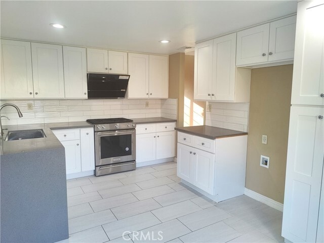 Building Photo - 6953 Saddleback Pl