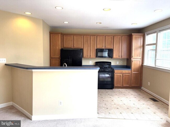 Building Photo - 1117 Keokuk Terrace NE