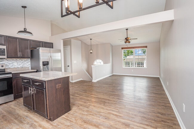 Building Photo - 1157 Gemstone Pointe Dr