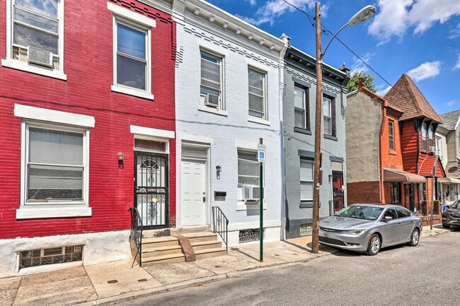 Building Photo - 1621 St. Paul St