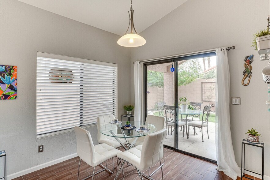 Building Photo - 2873 N Marquise Ct