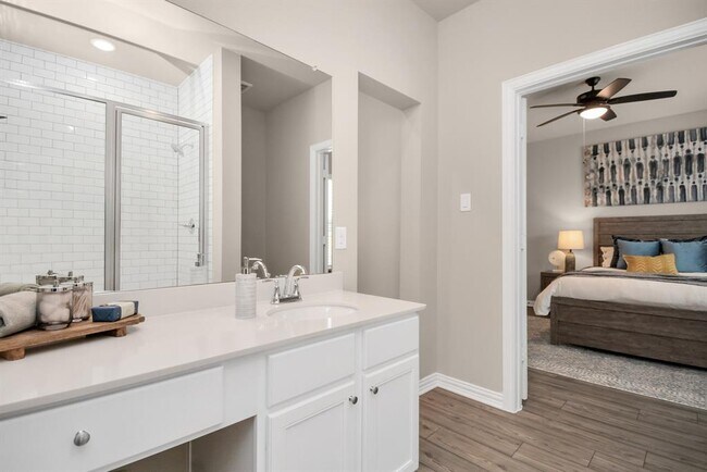 Building Photo - 4603 Aurora Gln Dr