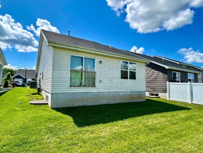 Building Photo - 514 Rolling Meadow Dr