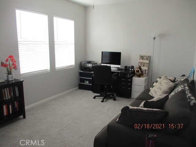 Building Photo - 34578 Running Canyon Dr