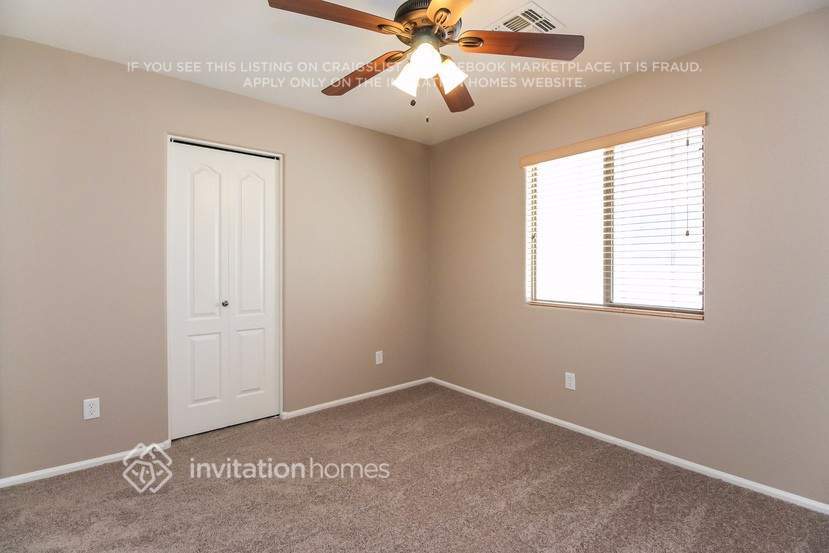 Building Photo - 423 W Corriente Ct