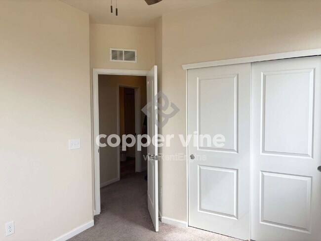 Building Photo - 19593 W 93rd Ln