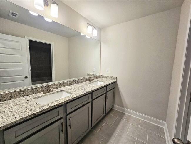 Building Photo - 7327 Rocklin Ln