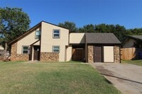 Building Photo - 1901 Tiffany Dr