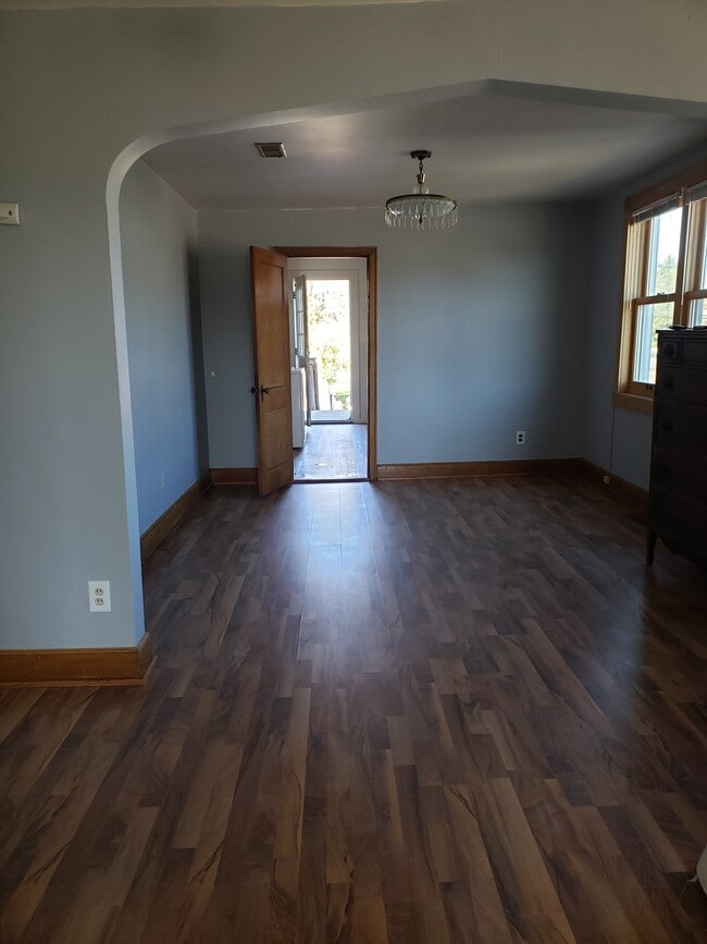 Building Photo - 2nd Street Duplex