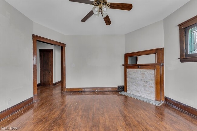 Building Photo - 3820 Riverside Ave