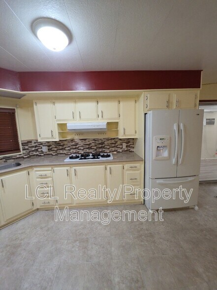Building Photo - 30715 Arenga Palm Dr