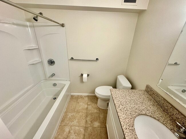 Building Photo - 13 Beal's Cove Rd