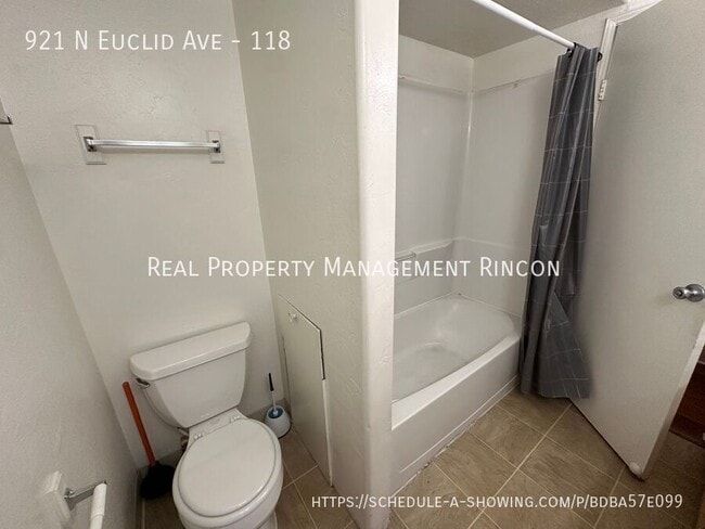 Building Photo - 921 N Euclid Ave