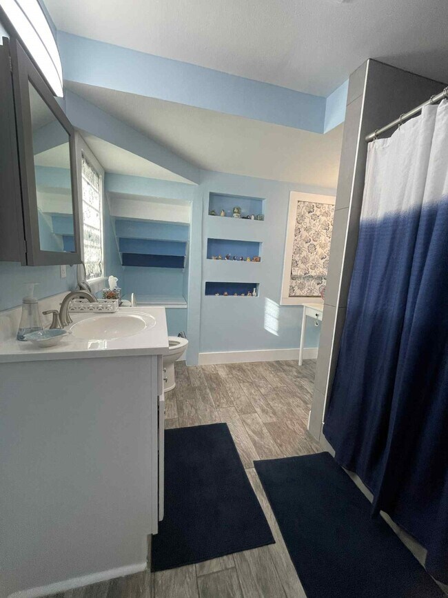 Building Photo - 3519 Avenue P 1/2