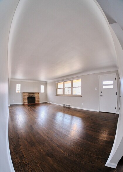 Building Photo - 2784 Breezy Way