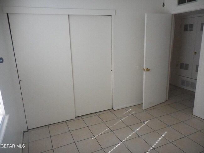 Building Photo - 1638 Rick Rhodes Dr